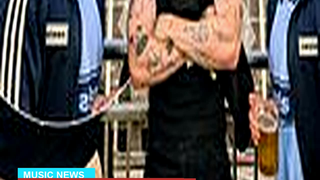 British Actor Looks Unrecognisable as He Watches O