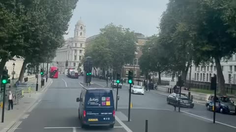 Welcome to London with a view from the bus ride.