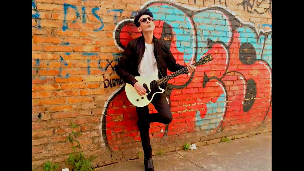 Robert Caruso - Dark Side Of The Street