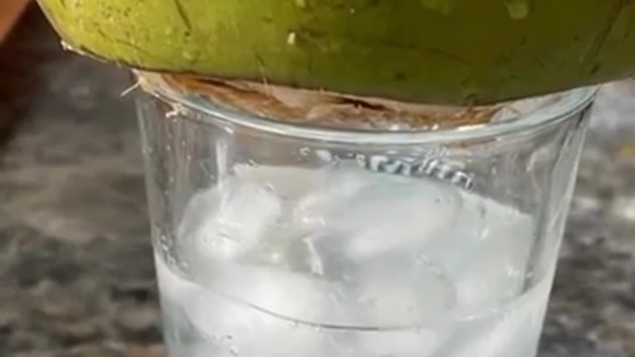 Two benefits of drinking coconut water