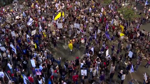 Israeli protesters rally against government, urge hostage deal