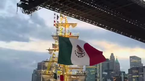 Meanwhile, at the Brooklyn Bridge