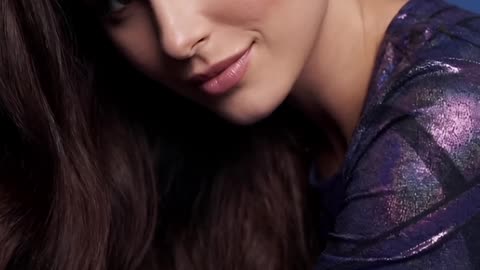 This dress made me feel unstoppable… would you wear this color for a night out? #greenfashion