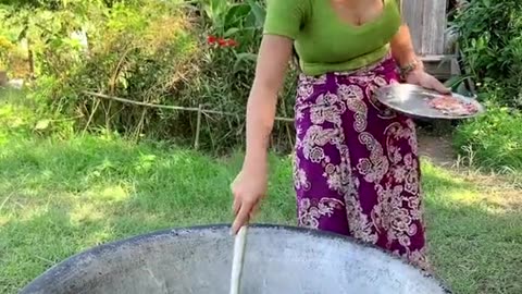 Cook vegetable soup recipe and eat