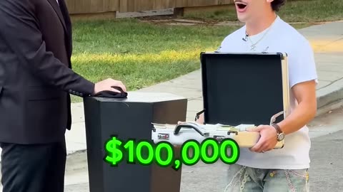 Don't Turn Around, Win $10k