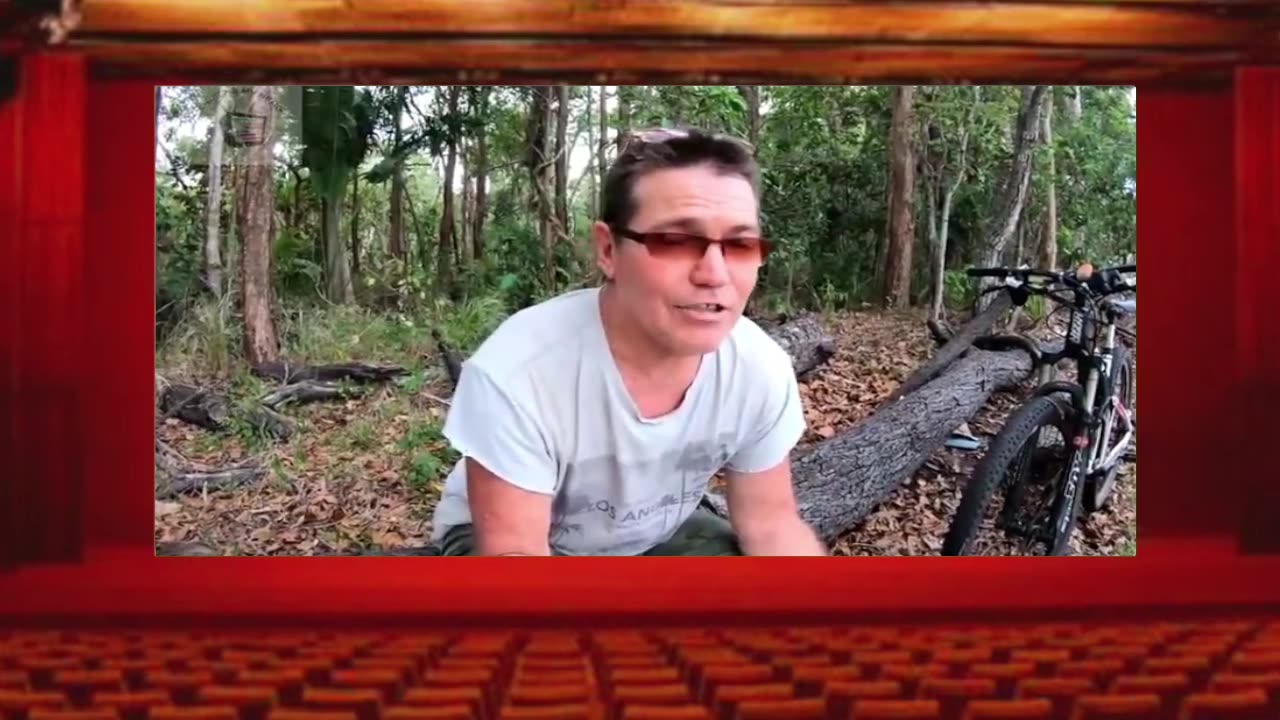 The Queen Deception On The World