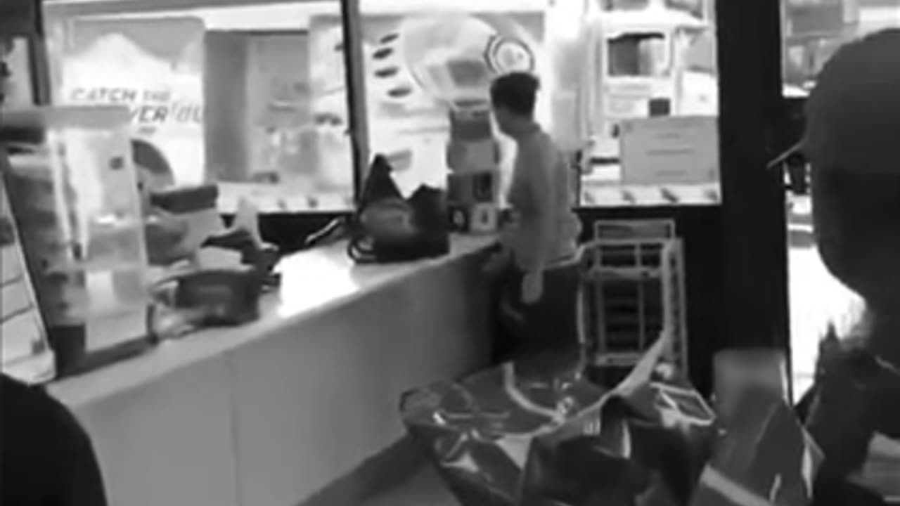 cunt gets put in her place