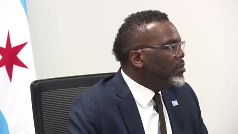Chicago resident asks Mayor Brandon Johnson why his is racist, unable to answer