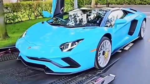 Unbelievable Lamborghini Arrival via Open Car Shipping!