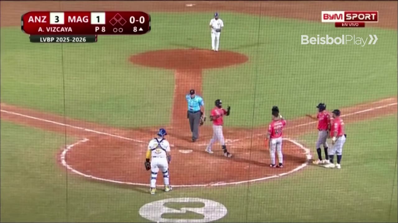 Primer jonrón de Herlis Rodríguez en la zafra