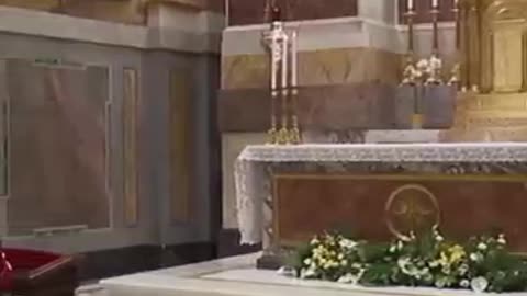 Pope Leo XIV’s First Moments as Pontiff