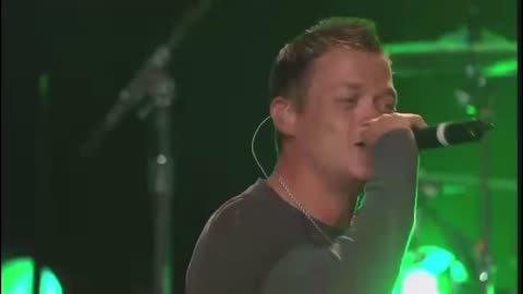 Lynyrd Skynyrd & 3 Doors Down - “Kryptonite” (Live )