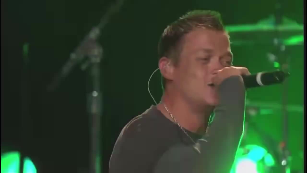 Lynyrd Skynyrd & 3 Doors Down - “Kryptonite” (Live )