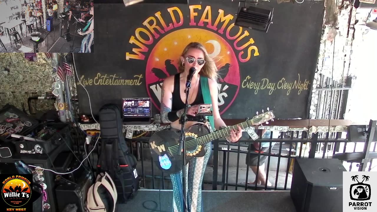 LIVE Music Everyday!