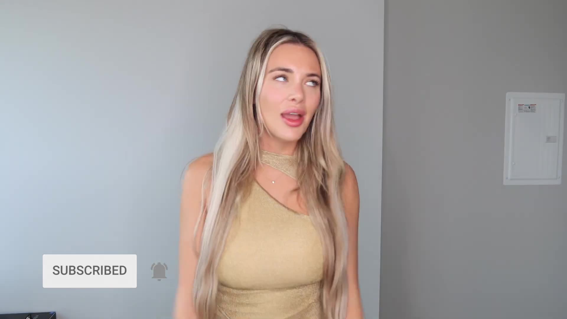 TIGER MIST TRY ON KENDRA ROWE