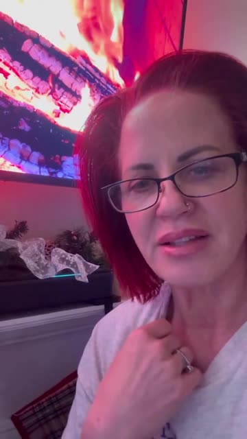 😳 NO CHRISTMAS IN 2026??? 😵‍💫THIS IS ME ASKING ALEXA!!!