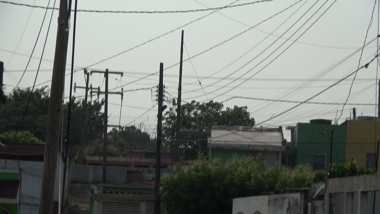 Carlos G. Flores Col. 18 de Marzo Agua Dulce Ver.