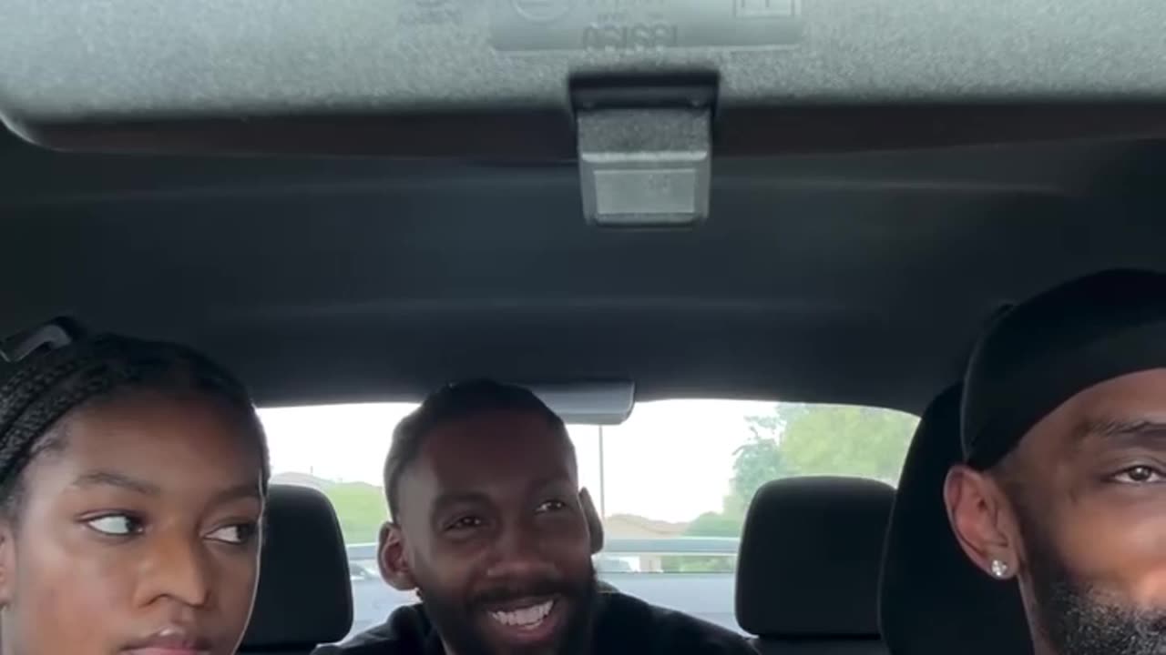 🤣🦜 Toucan? | FunFM