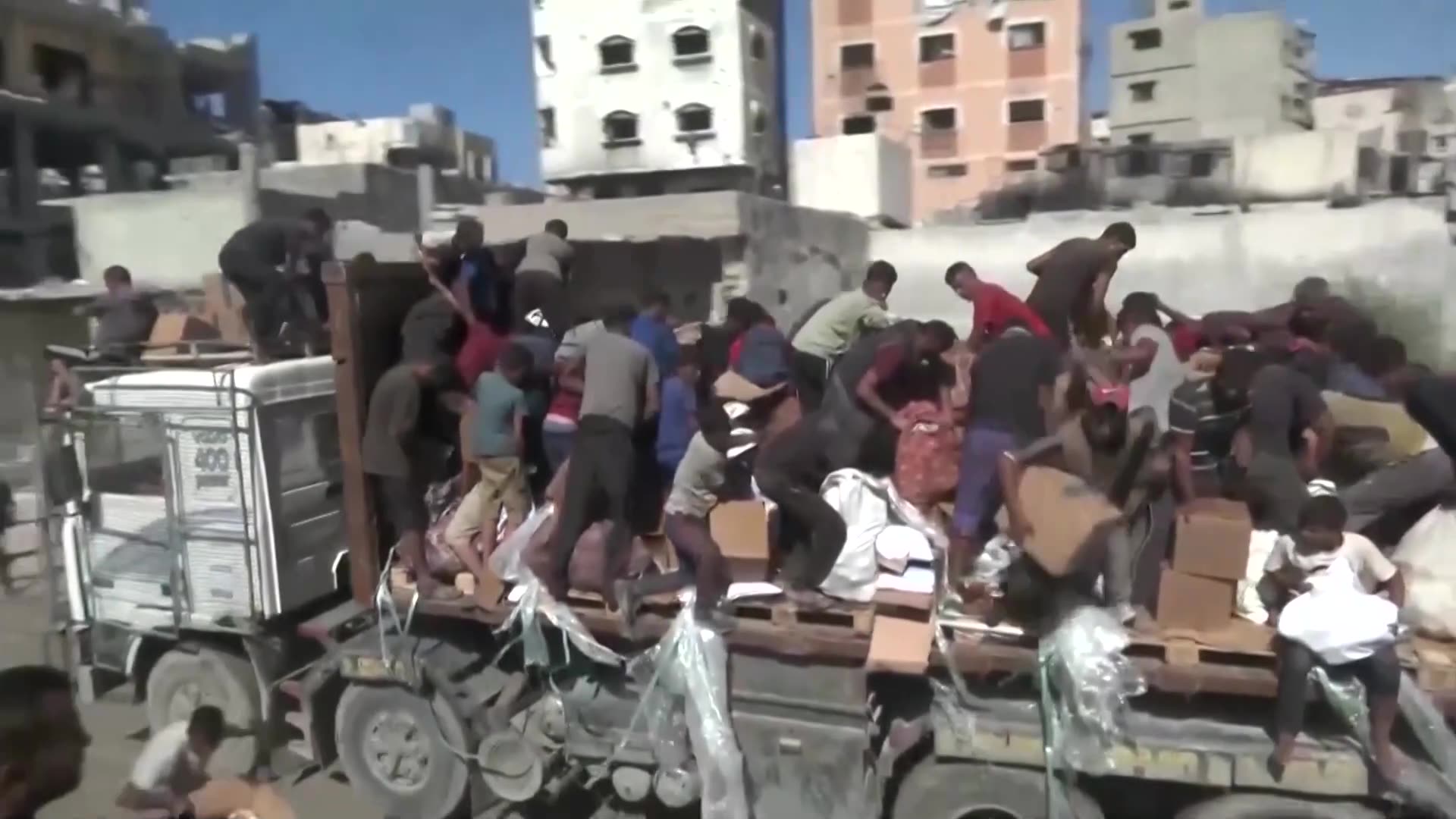 UN says 560 tonnes of food entering Gaza daily but more is needed