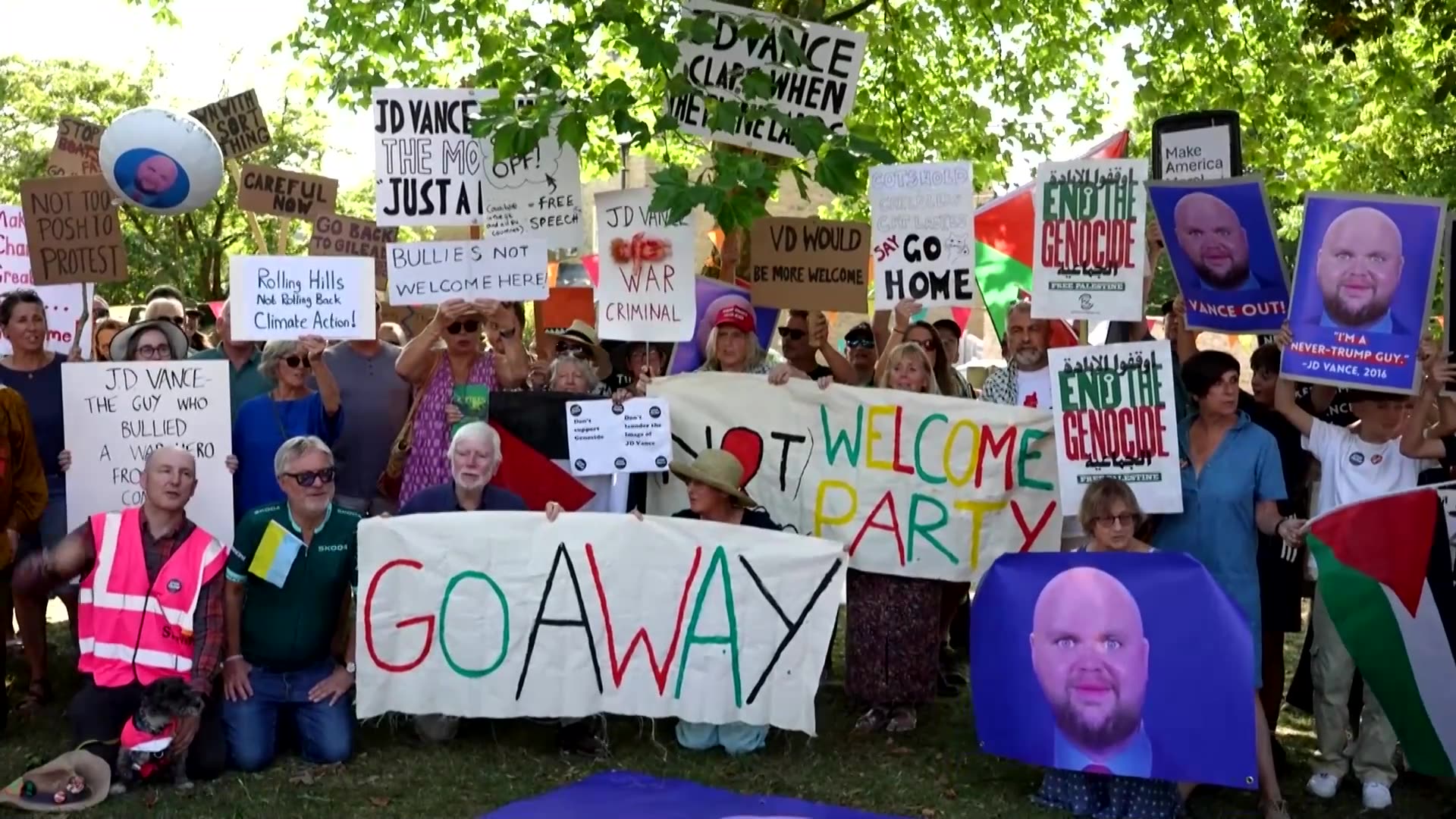 Cotswolds residents protest US VP Vance visit