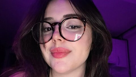 Angelica (@melekwhoo) – The Rise of Turkey’s Curvy Fashion Queen | Inspiring Biography