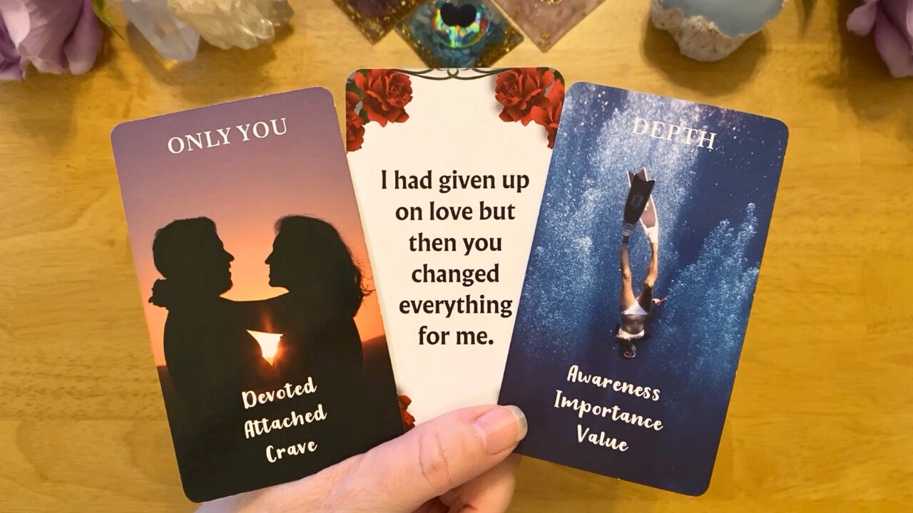 YOU ARE THE ONLY PERSON THAT SHOWED ME REAL LOVE ❤️ (MESSAGE FROM YOUR PERSON) LOVE READING 713