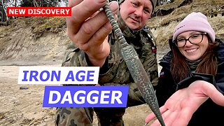 Metal Detectorists Find Stunning 2,800-Year-Old Dagger