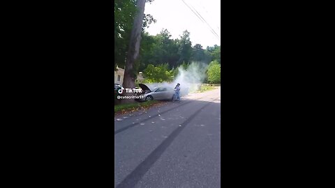 You cant Park there. Lol