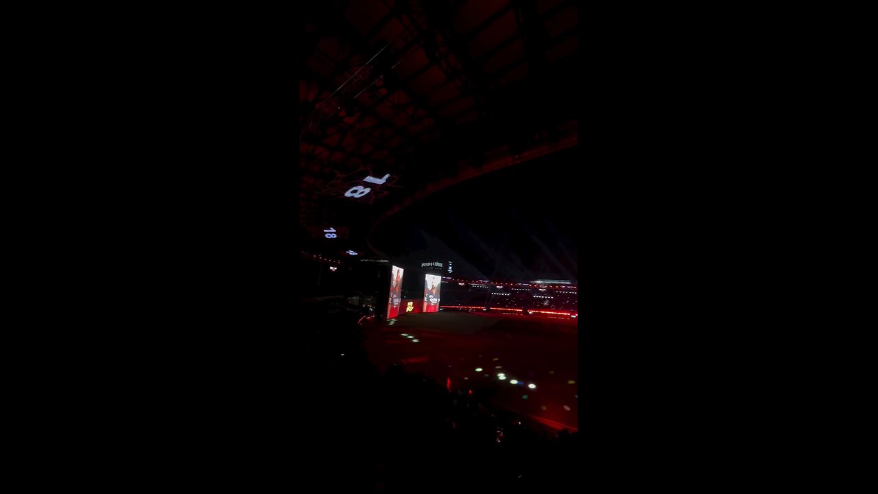 "Unveiling the Mystery: Why Chants Are So Loud – The Power Behind Every Cheer!"