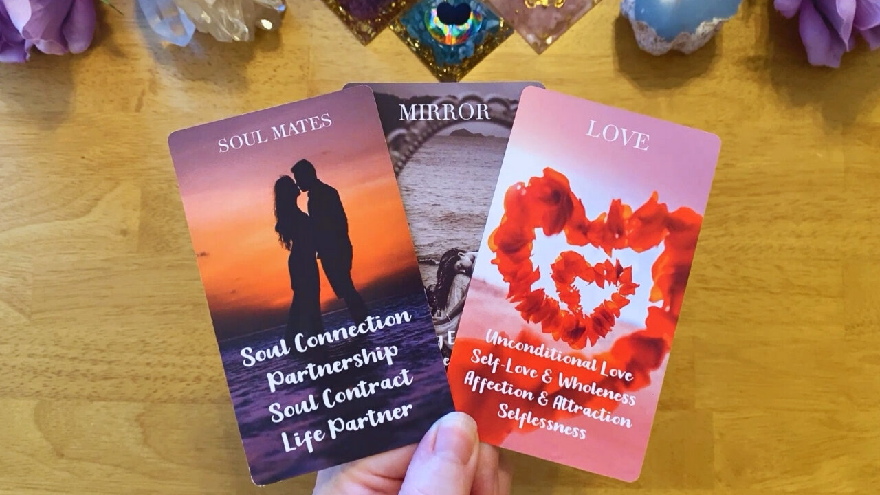 YOU ARE BOTH IN LOVE WITH EACH OTHER! ❤️ THE FEELING IS MUTUAL 😍 (COLLECTIVE LOVE READING) ❤️