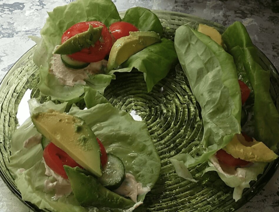 CREAM CHEESE VEGGIE WRAP