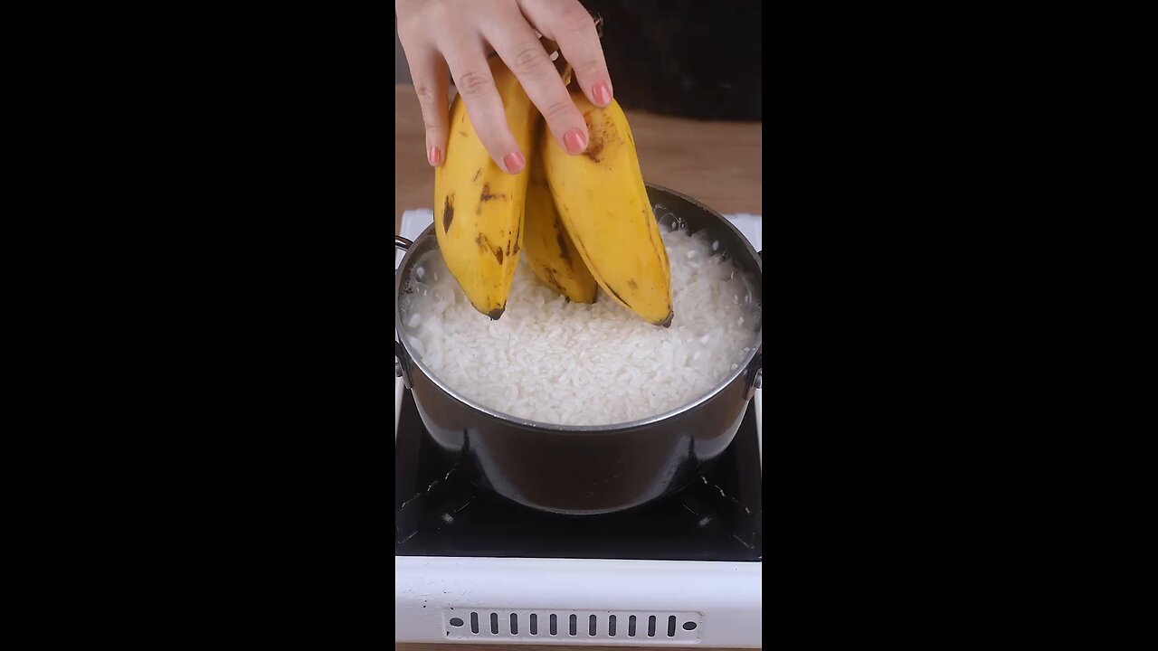 How did I not learn this before! Everyone is cooking rice like this after seeing this genius idea