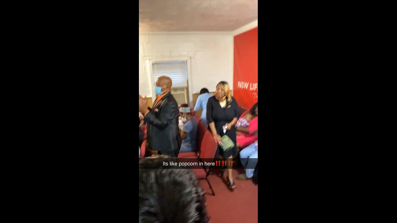 Do your dance!! #praisebreak 💃🏽🔥🔥🕺🏽