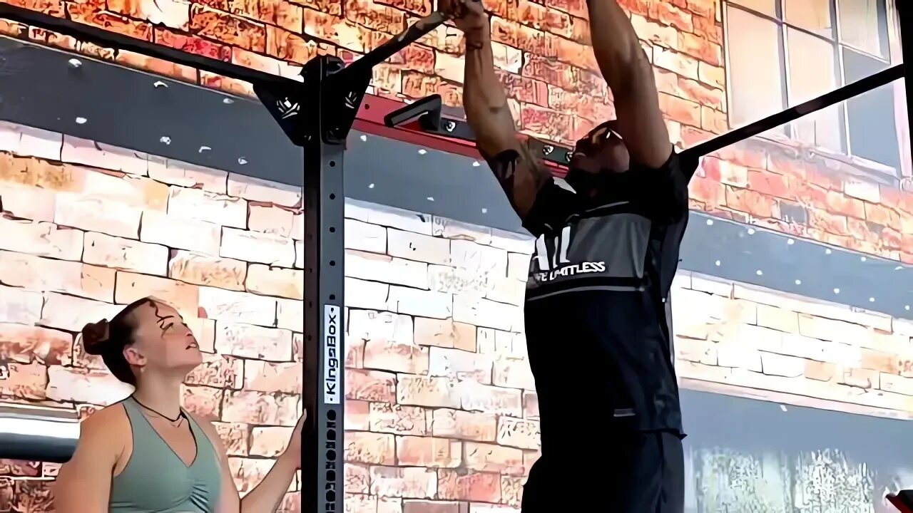 🔥Scaring People in The Gym With Calisthenics #35