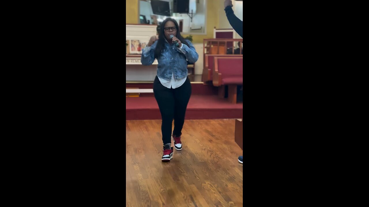 walking the floor in prayer 🙏🏾