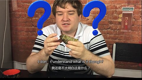 Foreigner's first zongzi taste—says it's gross, netizens ask: Who told you to eat it like that?