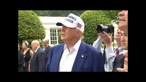 Trump MELTS DOWN when media won’t report that he did a big boy