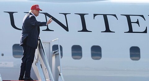 Hegseth Signs Qatar Jet Deal for Air Force One