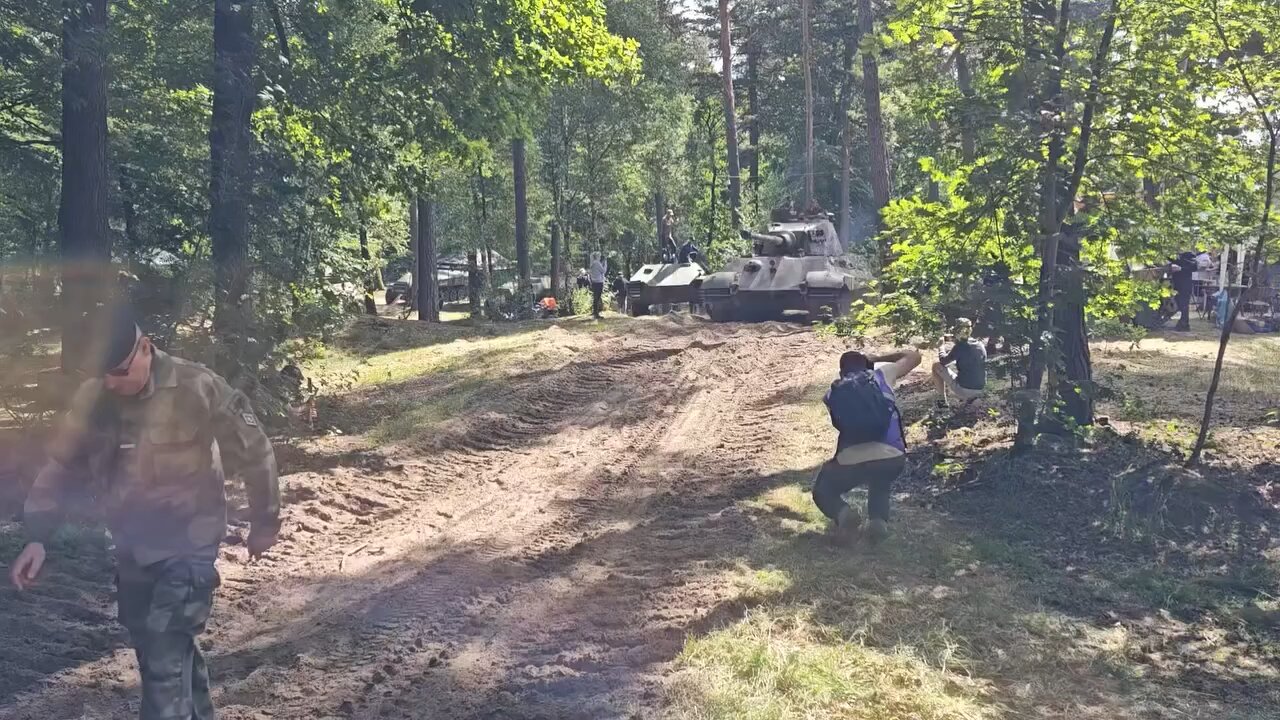 The “Three-Hundredth” King Tiger Rolls Again at Militracks 2025