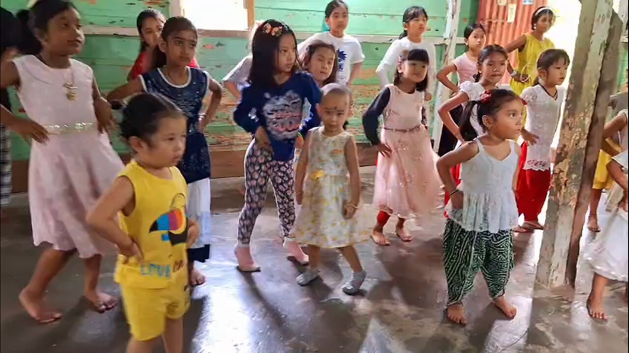 Gracy at dance class