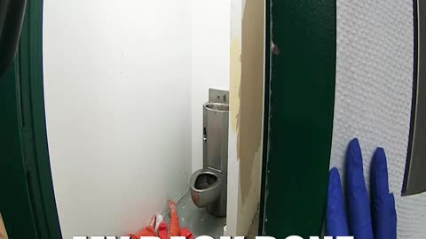Inmate falls in a cell and cops laugh and mock her 3/4