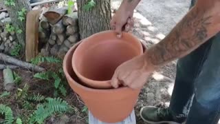 Ancient off grid Cooling Method (Zeerpot) keeps Food Fresh at 40°F without Electricity.