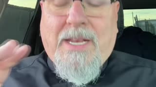 ¿Por qué Dios no le quitó el poder a Satanás cuando lo echó del paraíso? - Padre Juan Molina