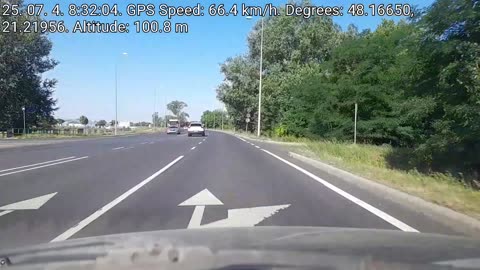 Száguldozó! Mert vannak akiknek a helyi rendőrök szerint nem kell betartania a törvényeket!