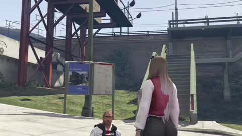 Send this cop to Prison 🤣