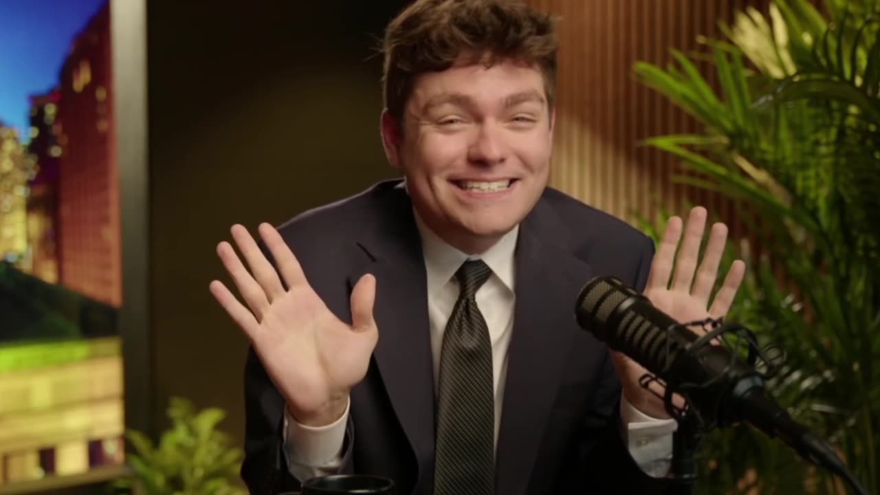 Netanyahu at Burger King 🤣