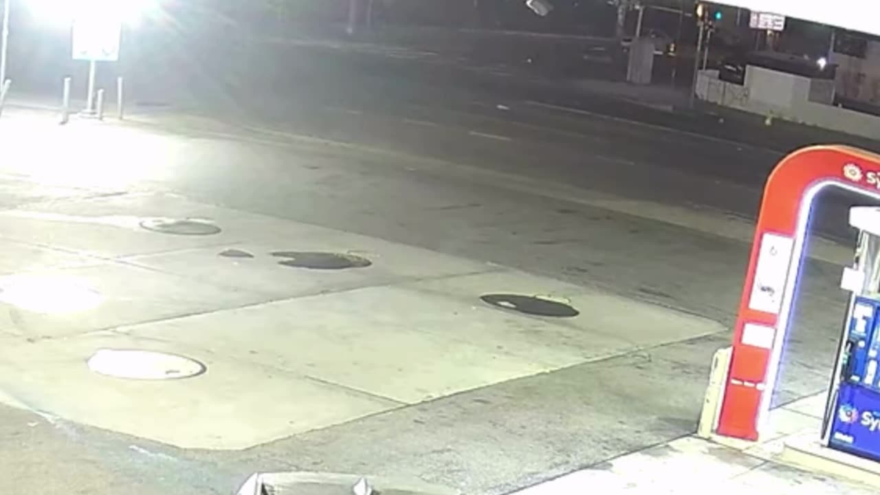 🚨 Hit-and-Run: Bike Rider in LA Injured!