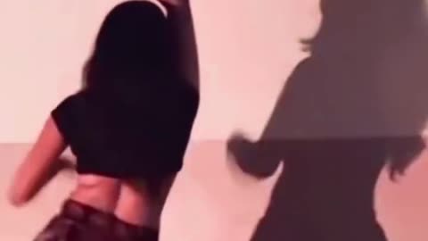 indian girl dance 😉