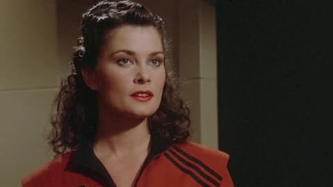 Cinnamon's Pop Culture Buns Episode 3_ Deep Dive into V (1984 Miniseries & Beyond) 🚀