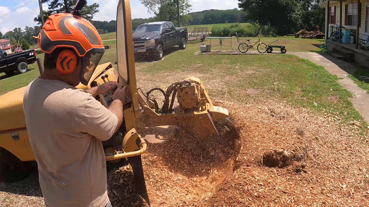 Nobody Home, Car in the Way… But This Stump Still Got Ground!